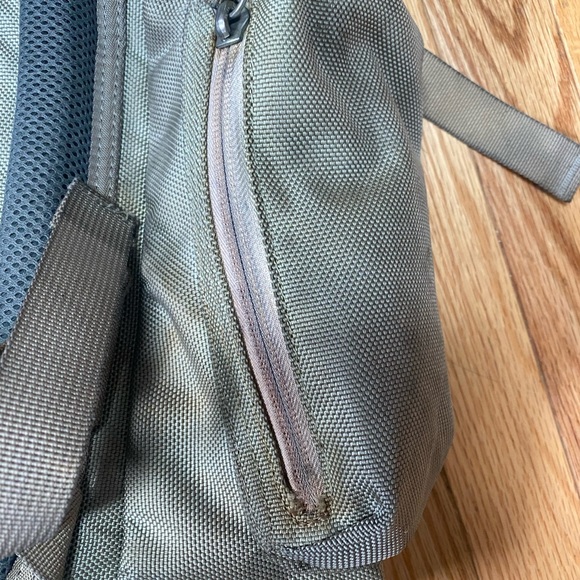 Jordan Cool Grey Backpack - Picture 4 of 13